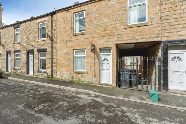 Cambridge Street, Brierfield, BB9, photo 1