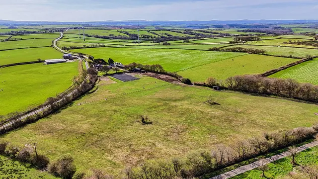 Photo 2 — Ashwater, Beaworthy, Devon, EX21 5DF