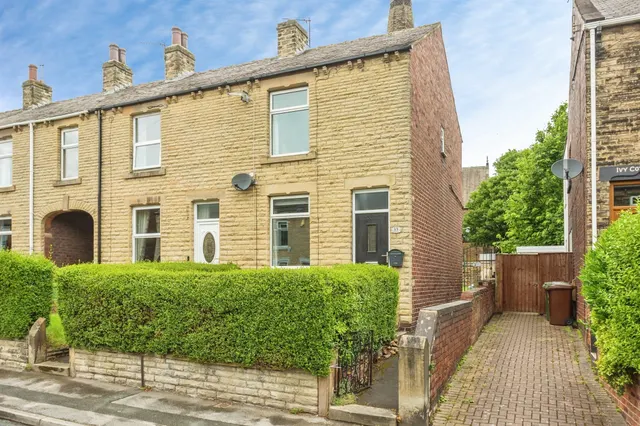 Springstone Avenue, Ossett, photo 1