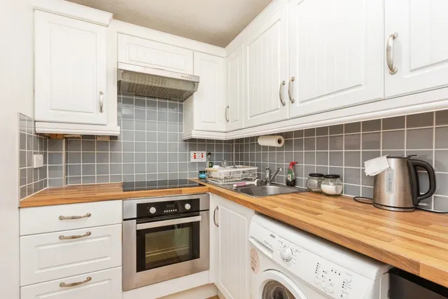 Photo 3 — Mandeville Road, Aylesbury, Buckinghamshire, HP21