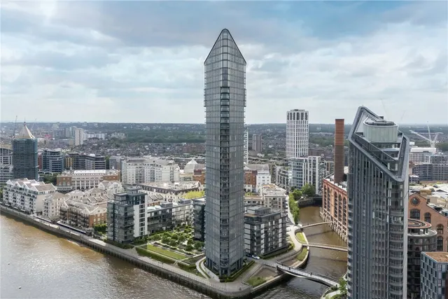 Waterfront Drive, Chelsea Waterfront, SW10, photo 1