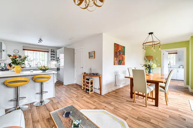Walnut Field, Tytherington, GL12, photo 3