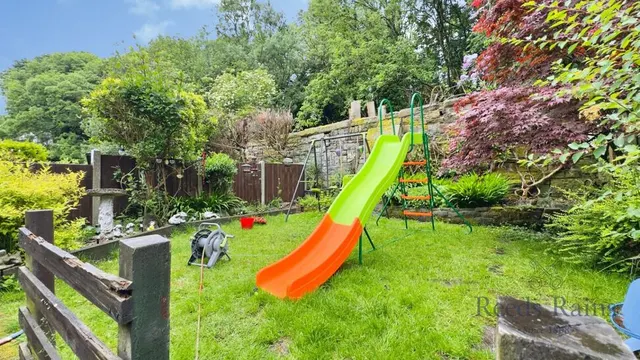 Photo 3 — Pleasington Close, Blackburn, Lancashire, BB2