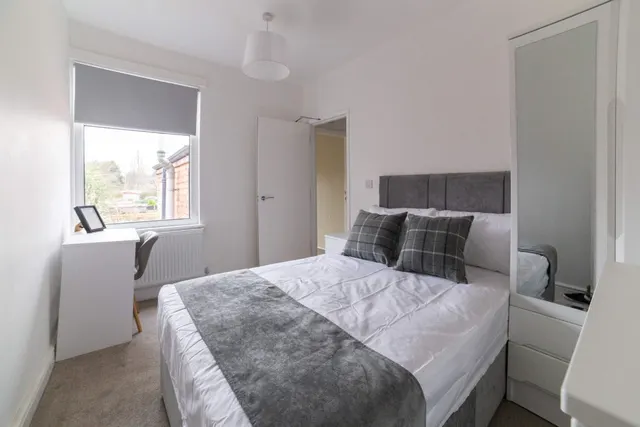 Victory Road, Beeston, NG9, photo 1