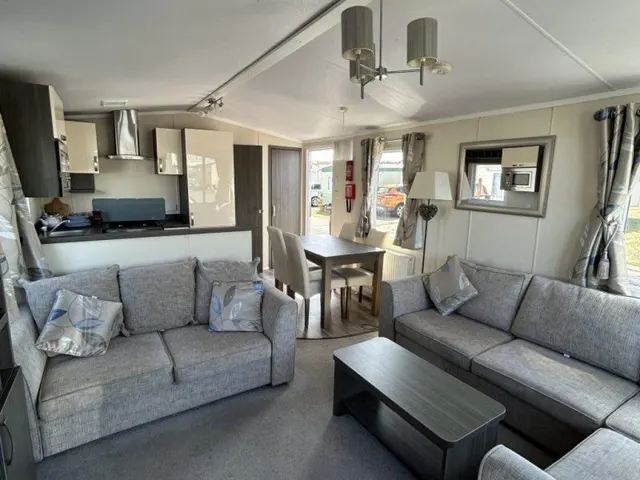 Towyn Road, Towyn, LL22, photo 3