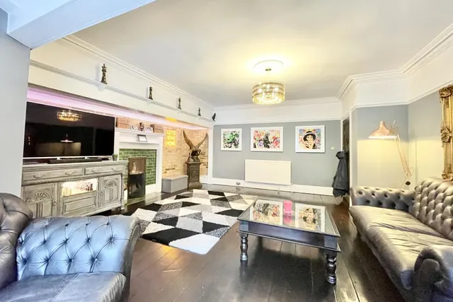 Talbot Avenue, BH3, photo 2