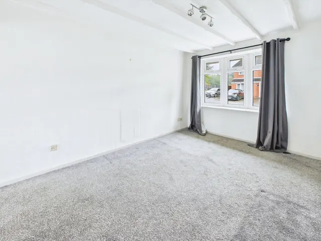 Photo 2 — Trecastell Close, Wigan, WN1