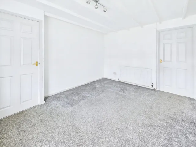Photo 3 — Trecastell Close, Wigan, WN1