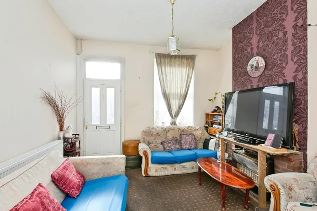 Wellington Street, Burton-On-Trent, DE14, photo 3