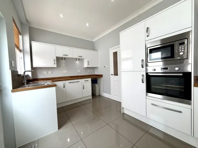Queens Terrace, Troedyrhiw, CF48, photo 2
