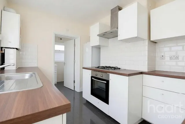 Wandle Road, Croydon, CR0, photo 2