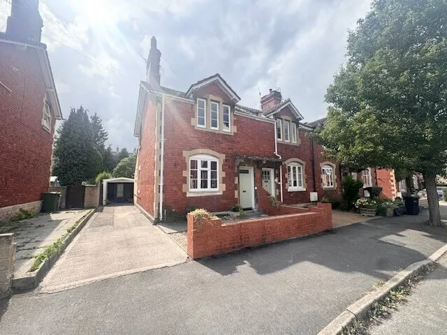 Powlett Road, BA2, photo 1