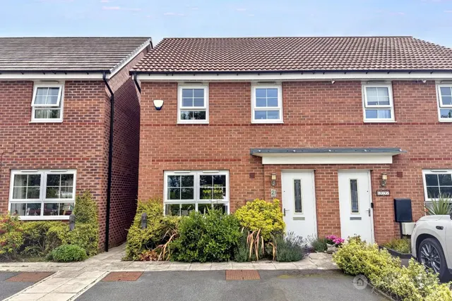 Roving Way, Nuneaton, CV11, photo 1