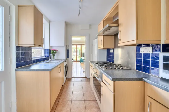 Angel Road, Harrow, HA1, photo 2