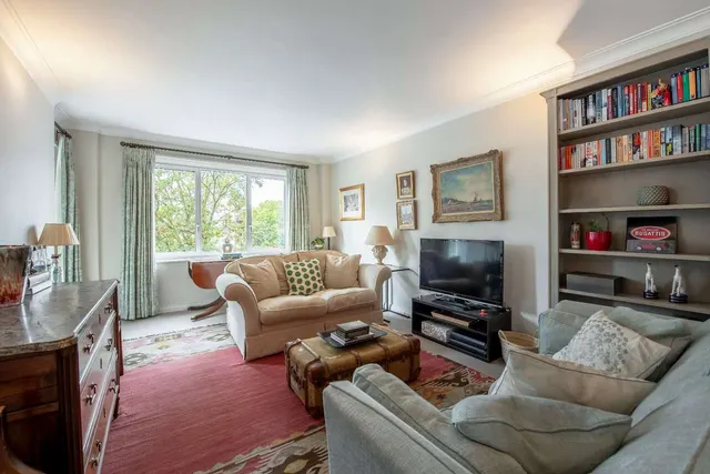 St. MFlat 10ary Abbots Terrace, London, W14, photo 2