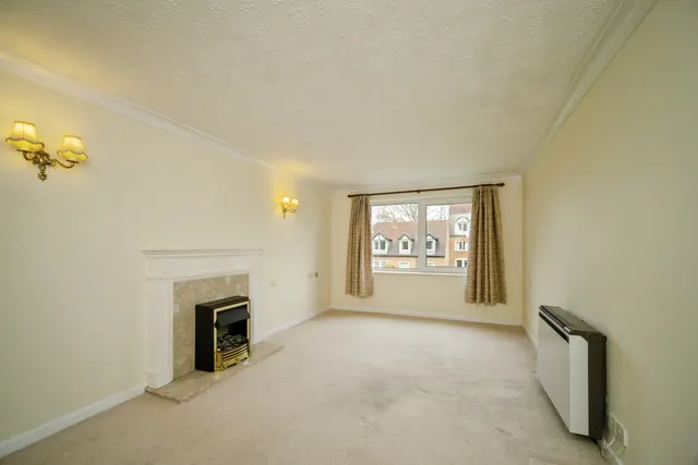 High Street, Sandhurst, GU47, photo 3