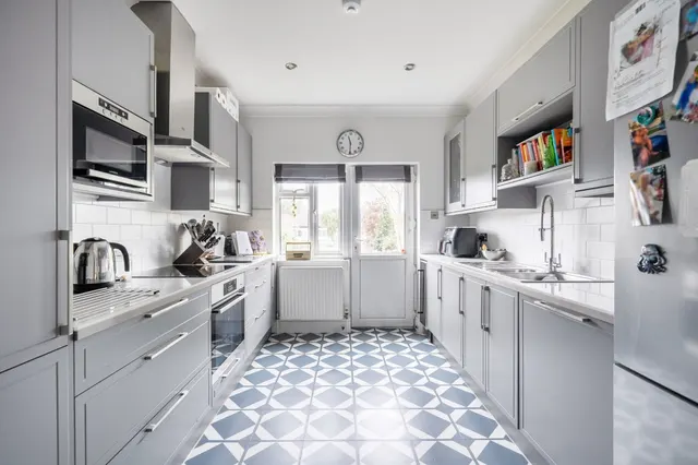 High Park Road, Richmond, TW9, photo 3