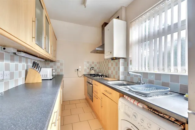 Imperial Avenue, Gedling, NG4, photo 3