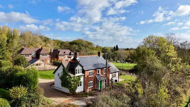 Haccups Lane, Michelmersh, SO51, photo 2