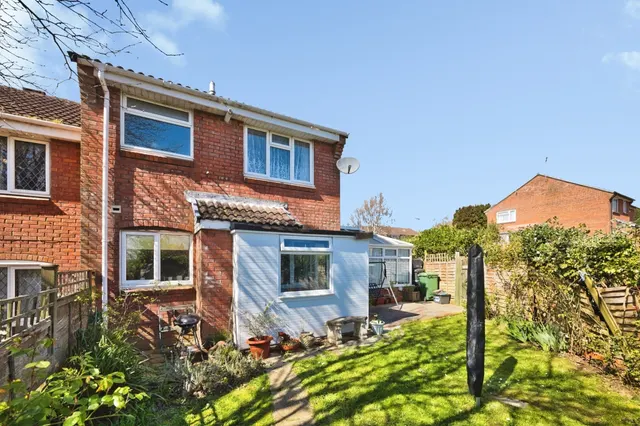Gainsborough Way, Yeovil, photo 1