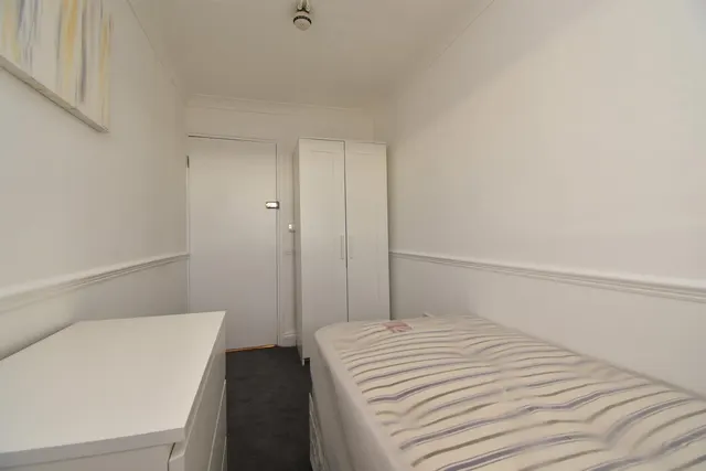 Victoria Close, Stevenage, SG1, photo 2