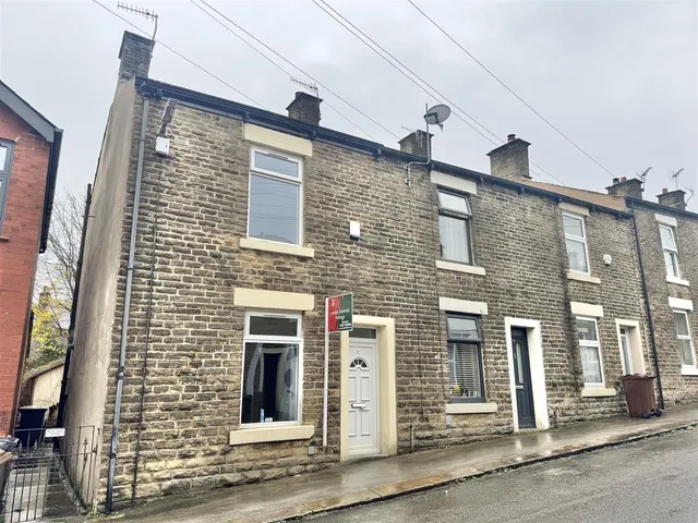 Mount Street, Glossop, SK13, photo 1