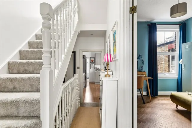 Credenhill Street, London, SW16, photo 1