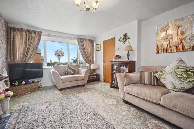 Newton Court, Wakefield, WF1, photo 3
