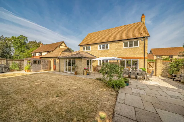 Barry Place, Derry Hill, Calne, Wiltshire, SN11 9NX, photo 1