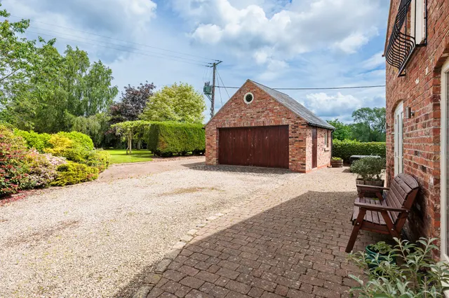 Weetwood, Tarporley, photo 3
