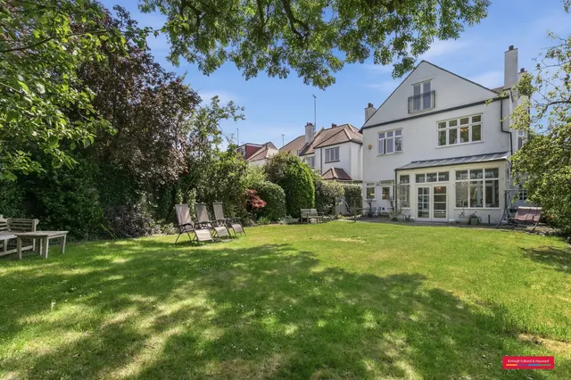 Vallance Road, London, N22, photo 1