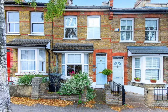 Elm Grove, Woodford Green, IG8, photo 1