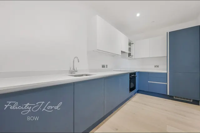 Trego Road, photo 3
