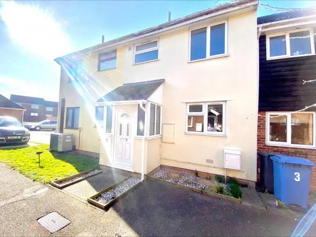 Kedington Court, Acton, CO10, photo 1
