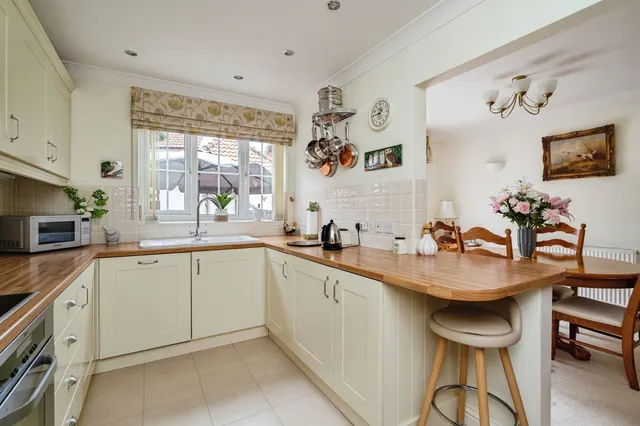 Photo 3 — Cherry Tree Close, Yaxley, Eye