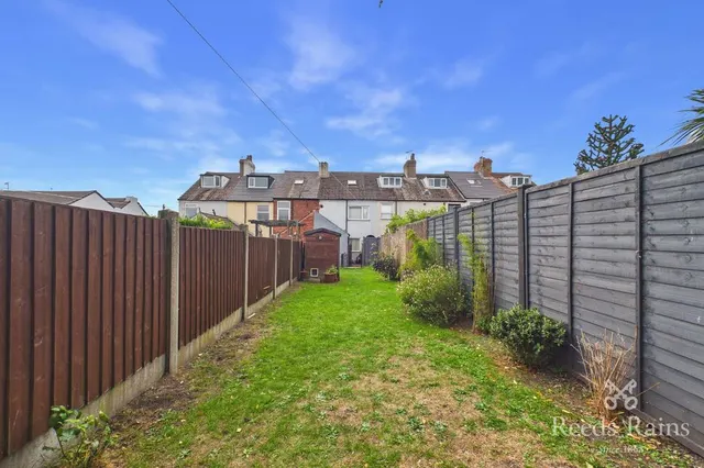 Sandy Lane, Worksop, S80, photo 2