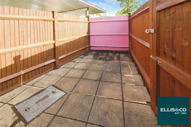 Pennine Drive, Cricklewood, NW2, photo 3