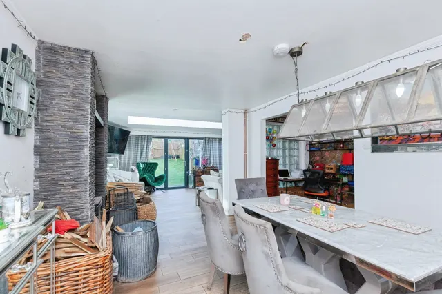 Hurst Road, Hinckley, LE10, photo 3