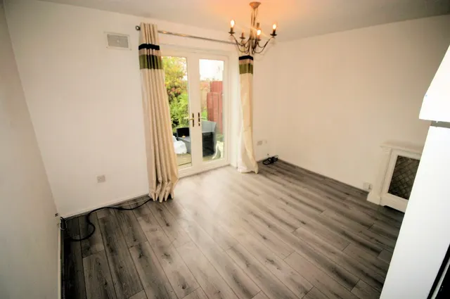 Falstone Green, Wigmore, LU2, photo 2