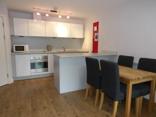 The Hub, B4, photo 3