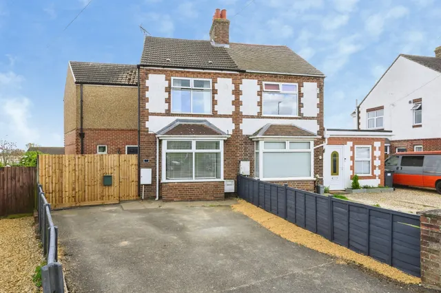 Broadway, Yaxley, Peterborough, photo 1