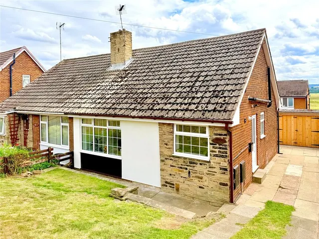 Springfield Close, Darfield, Barnsley, S73, photo 1