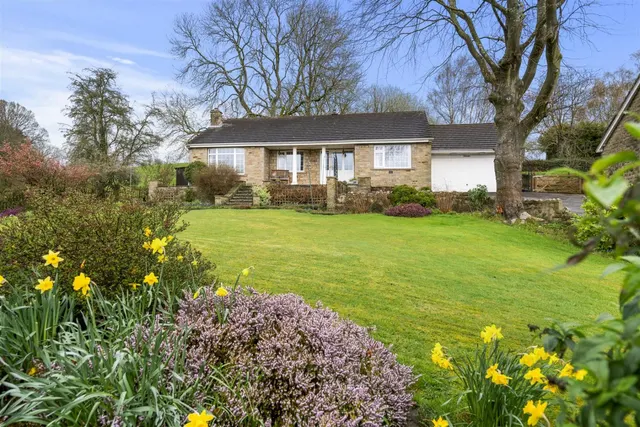 Woodlands, Chapel Hill, BD23, photo 3