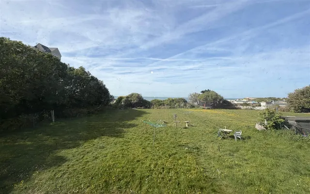 Photo 2 — Beach Rise, Westgate-On-Sea, Kent, CT8 8AB