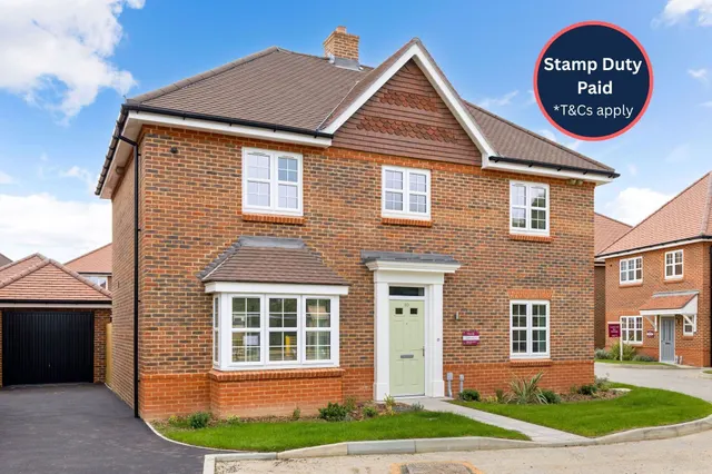 Sweeters Field Road, Cranleigh, GU6, photo 1