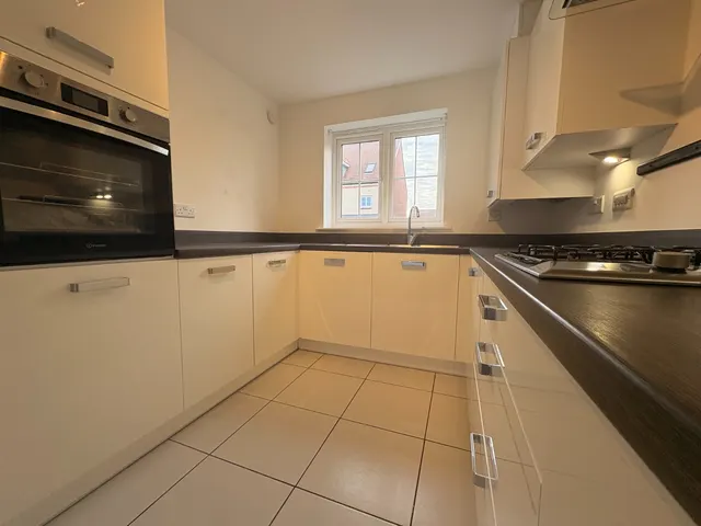 Pewit Close, Shrewsbury, SY5, photo 2