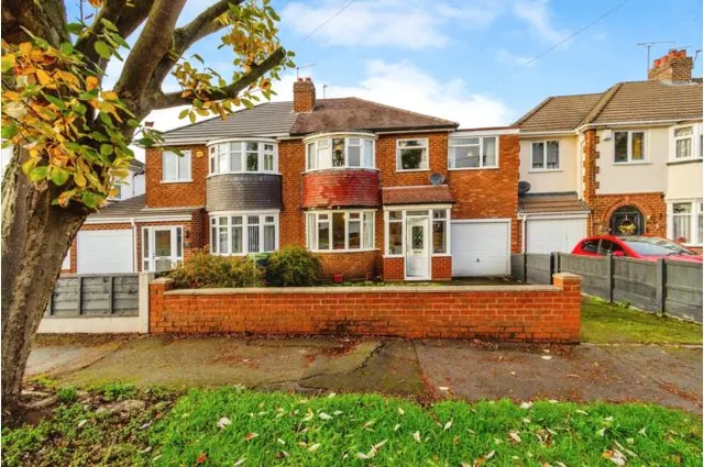 Blakeley Avenue, Wolverhampton, WV6, photo 1