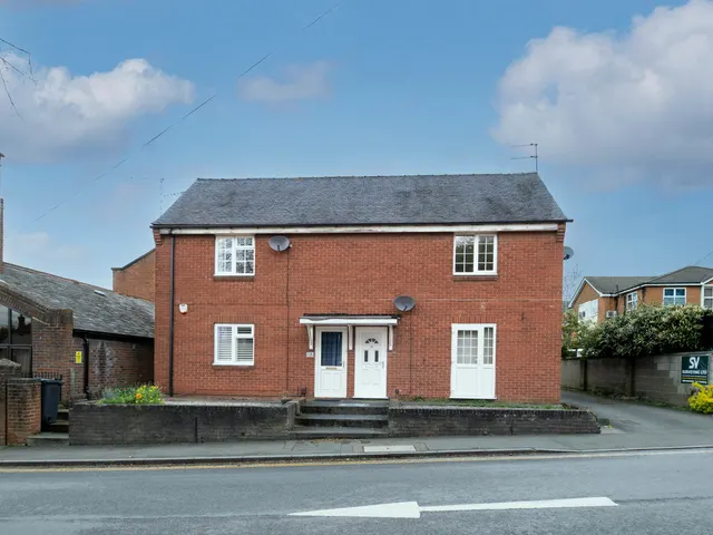 2 bedroom flat, South Street, Ashby-de-la-Zouch
