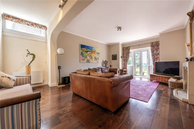 Sandy Lane, Betchworth, RH3, photo 2