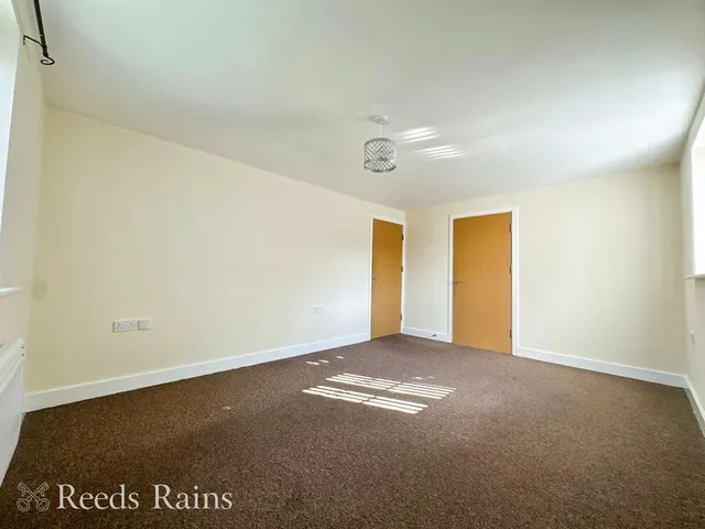 Linnets Park, Runcorn, WA7, photo 3